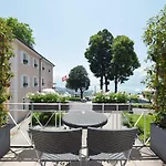 Du Leman - Jongny Hotel 3*